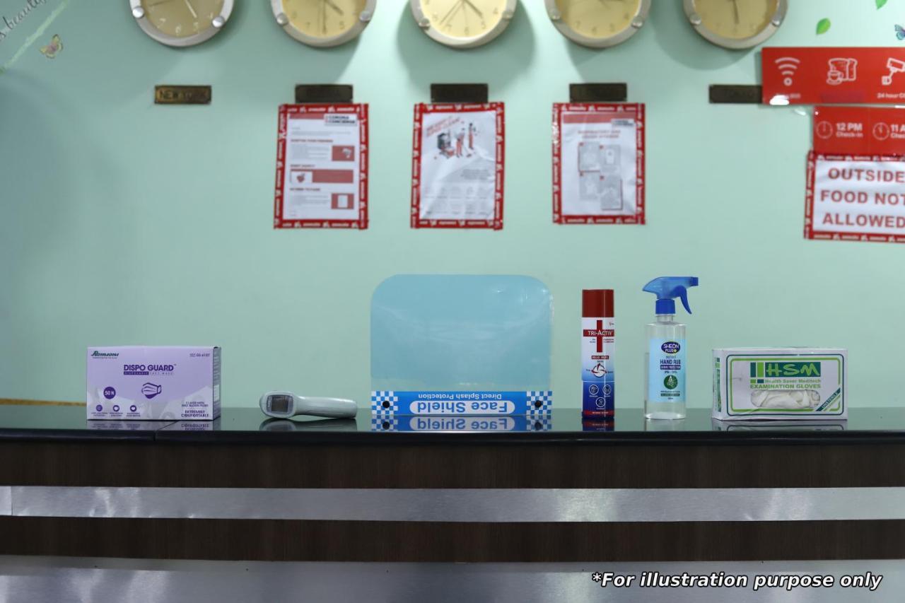 Hotel Deep Kanpur Buitenkant foto